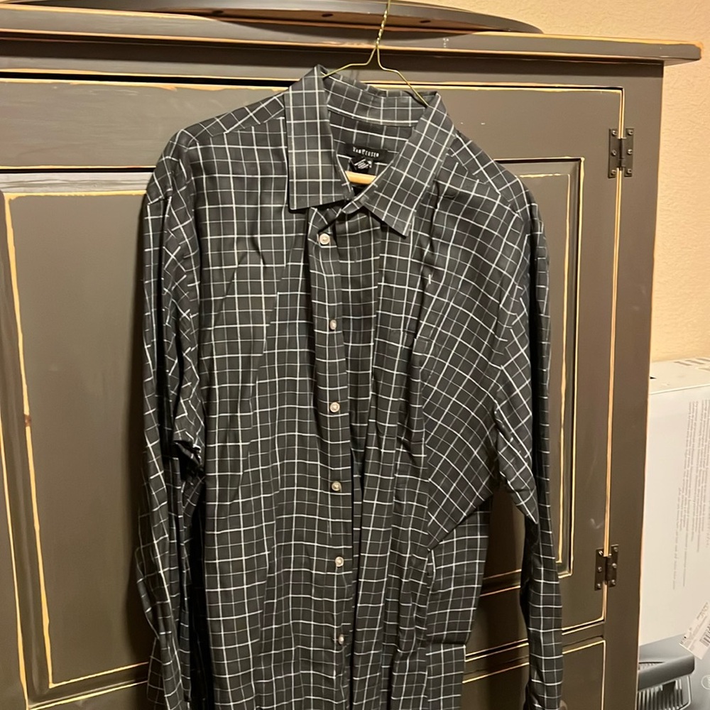 Van Heusen colored shirt